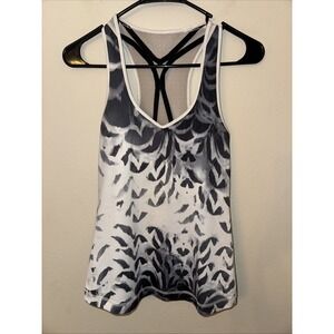 Lululemon Womens Dance To Yoga Tank Pretty Plume Angel Wing Black White‎ Medium
